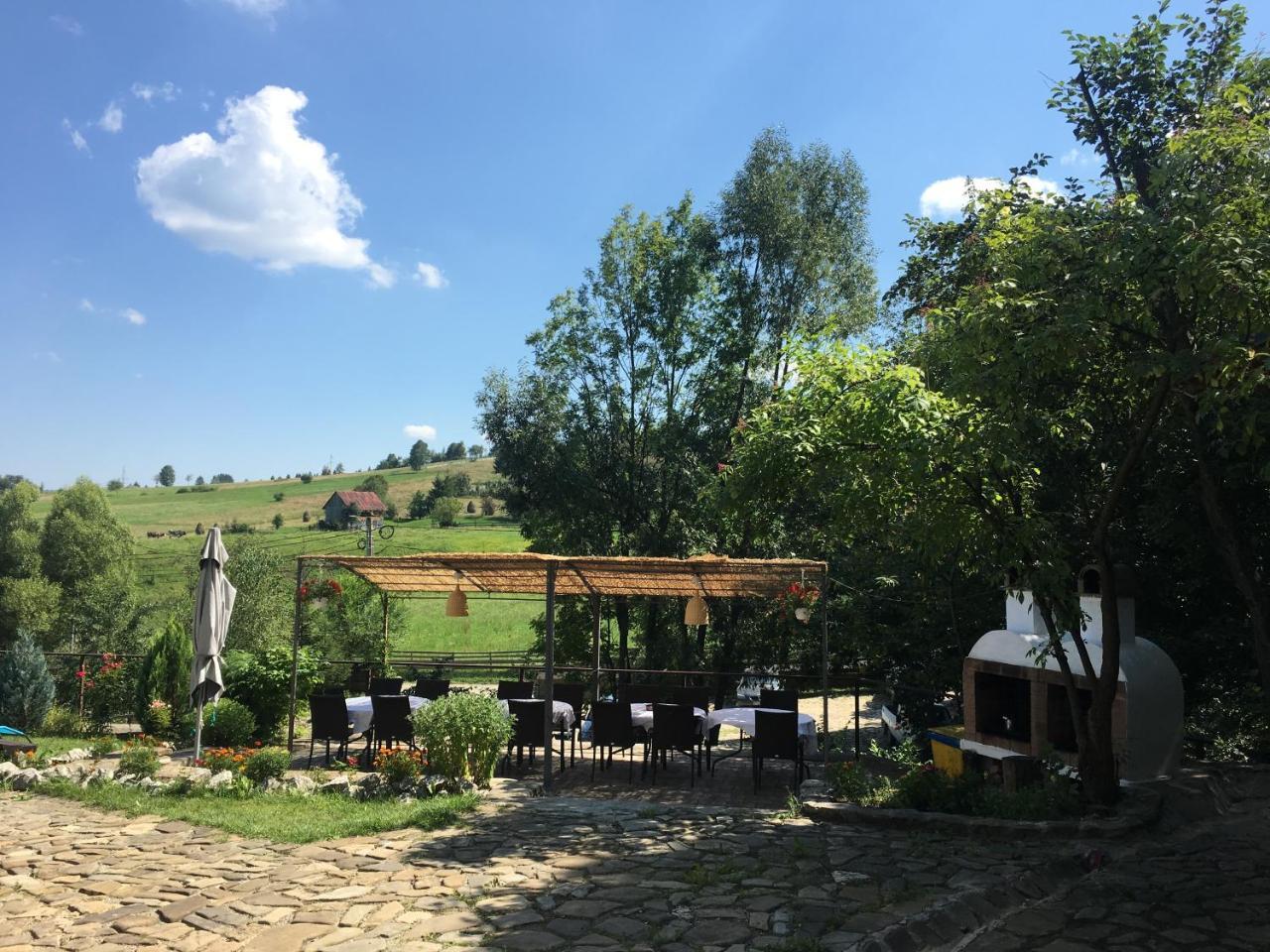 Pension Valentina Mînăstirea Humorului Exterior foto