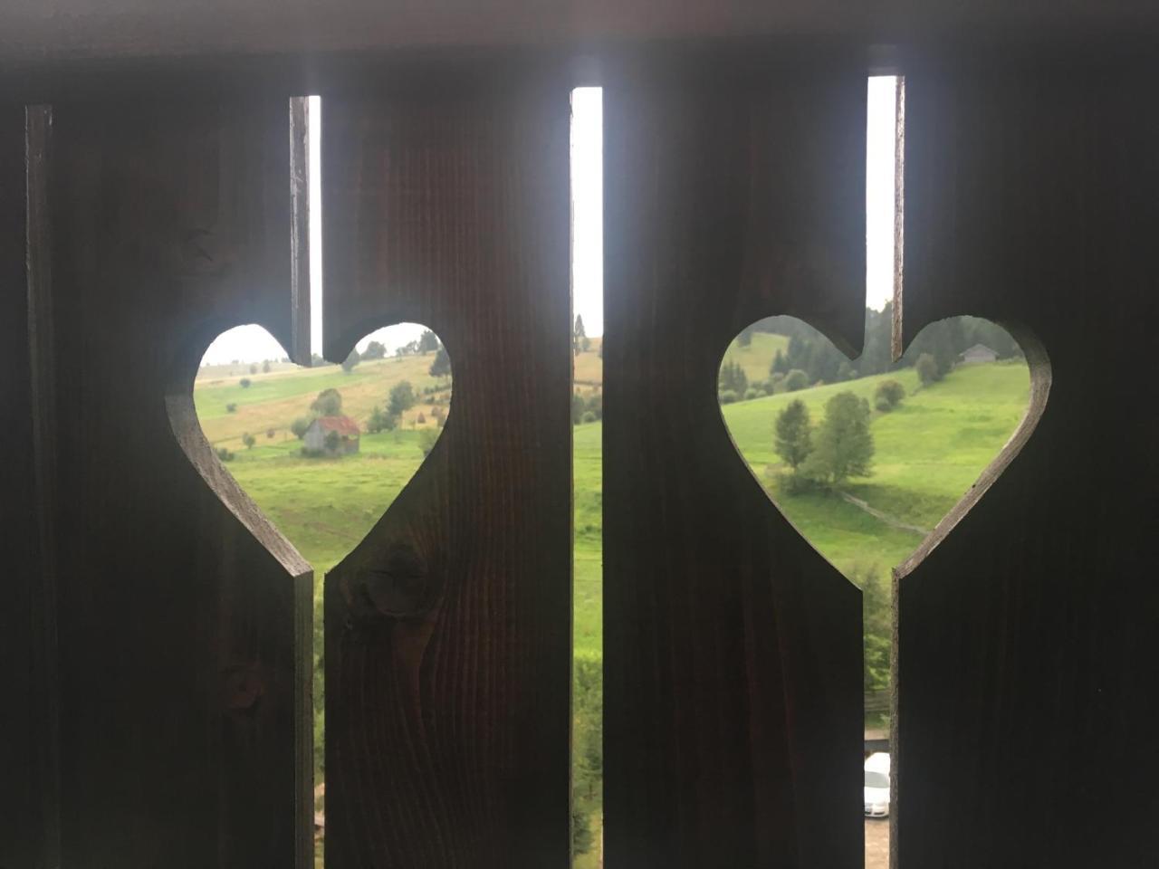 Pension Valentina Mînăstirea Humorului Exterior foto