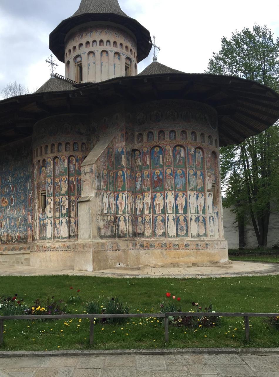 Pension Valentina Mînăstirea Humorului Exterior foto