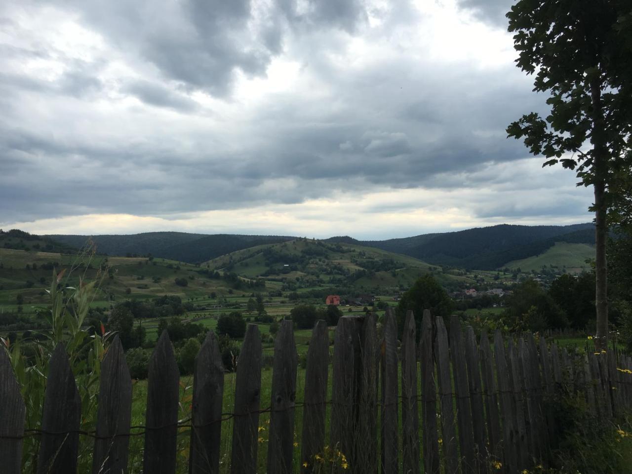 Pension Valentina Mînăstirea Humorului Exterior foto